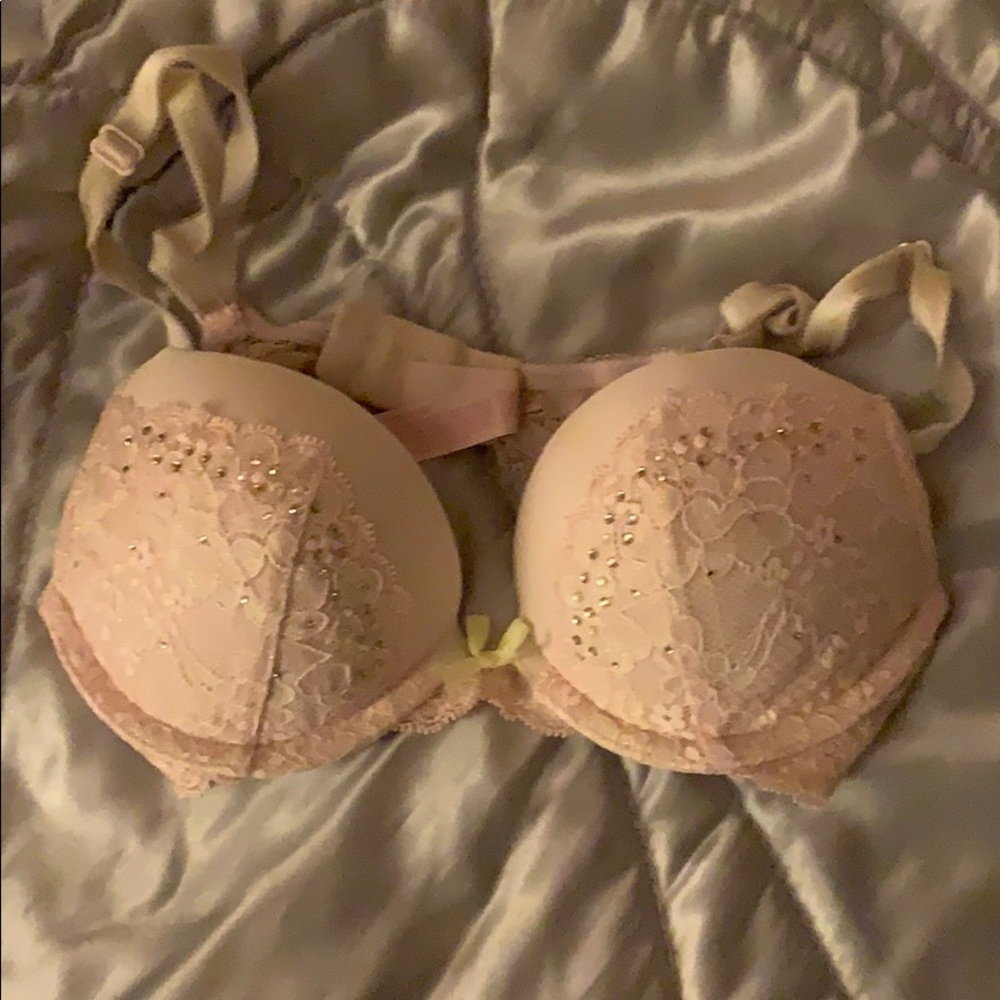 A beautiful Victoria secret bra